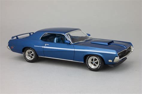 Vehicle Kits .